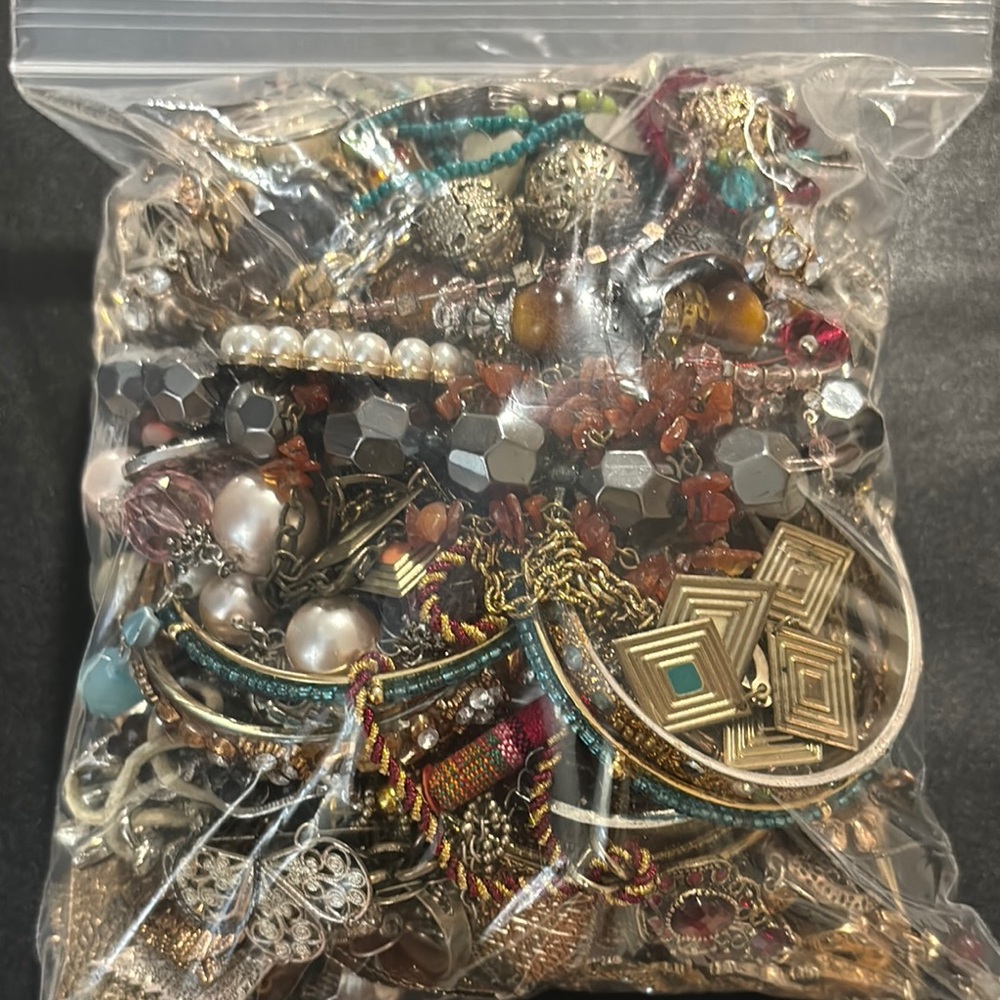 Mystery jewelry bag , vintage , y2K & boho